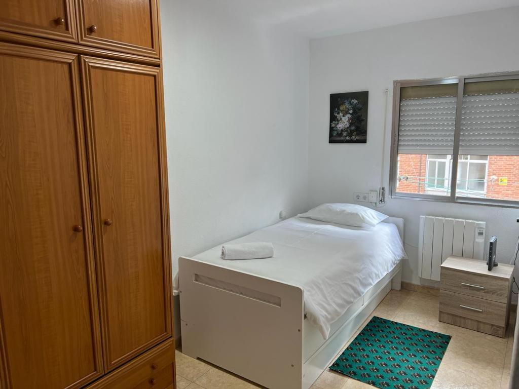 C8 Comodo Piso De 3 Habitaciones Cerca Del Centro De Madrid Esterno foto